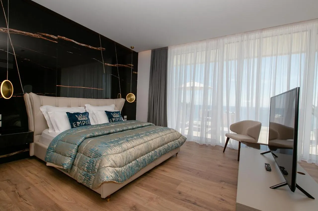 Empire Beach Resort Adults Only Dhërmi 4*,  Arnavutluk