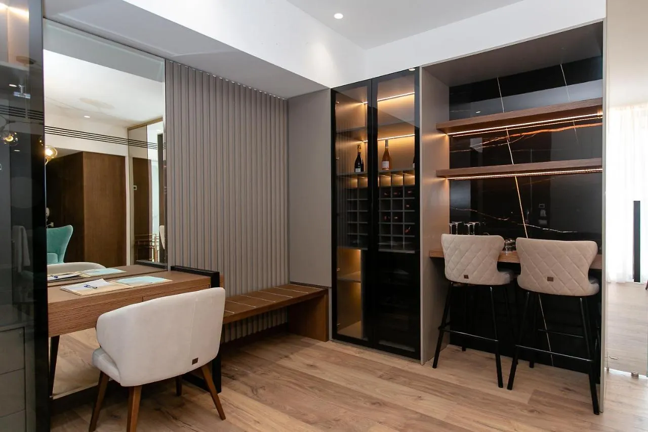 Empire Beach Resort Adults Only Dhërmi