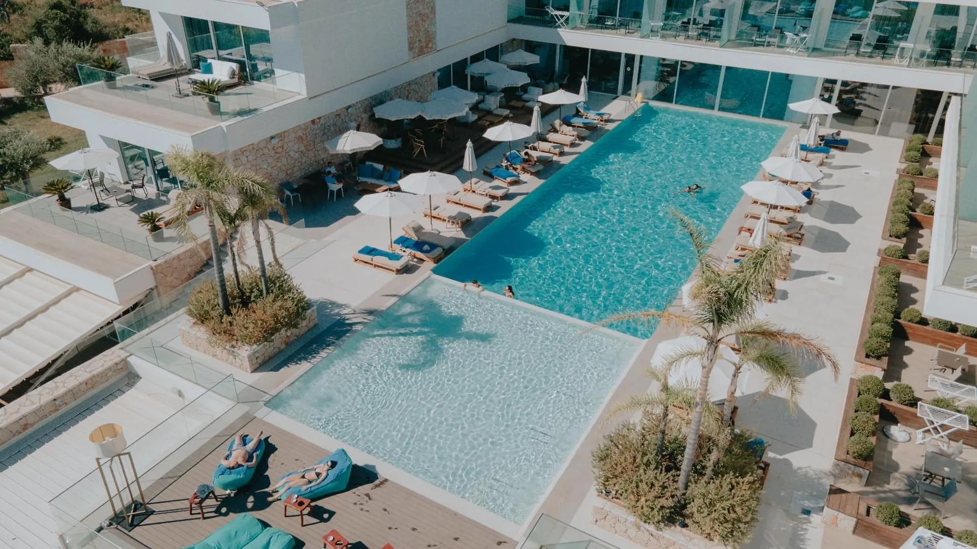 Empire Beach Resort Adults Only Dhërmi 4*,  Arnavutluk