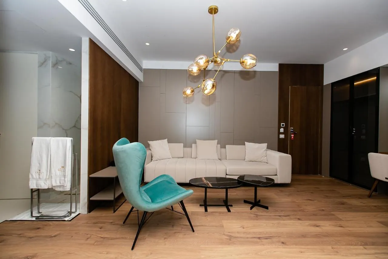 Empire Beach Resort Adults Only Dhërmi 4*,